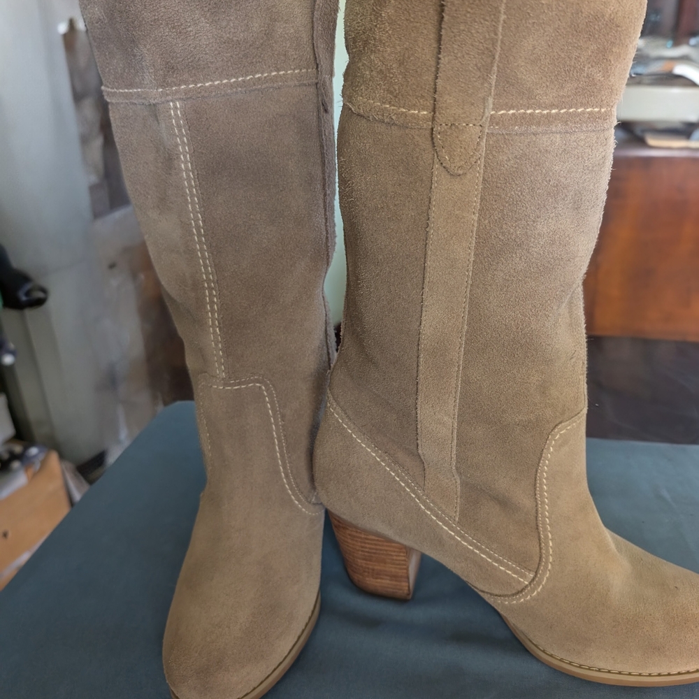 Suede Tan Knee-High Boots